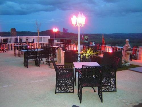Logis Hotel Restaurant Spa Les Balcons De L'Esperance Limeuil Exterior foto